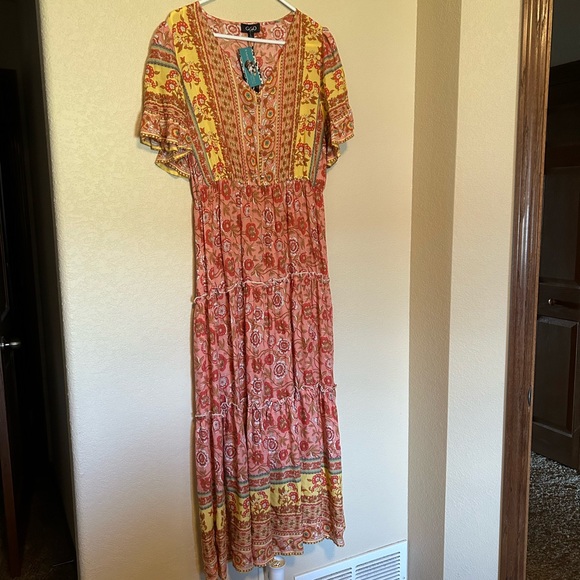 NWT Bohemian Floral Maxi Dress - Picture 2 of 8